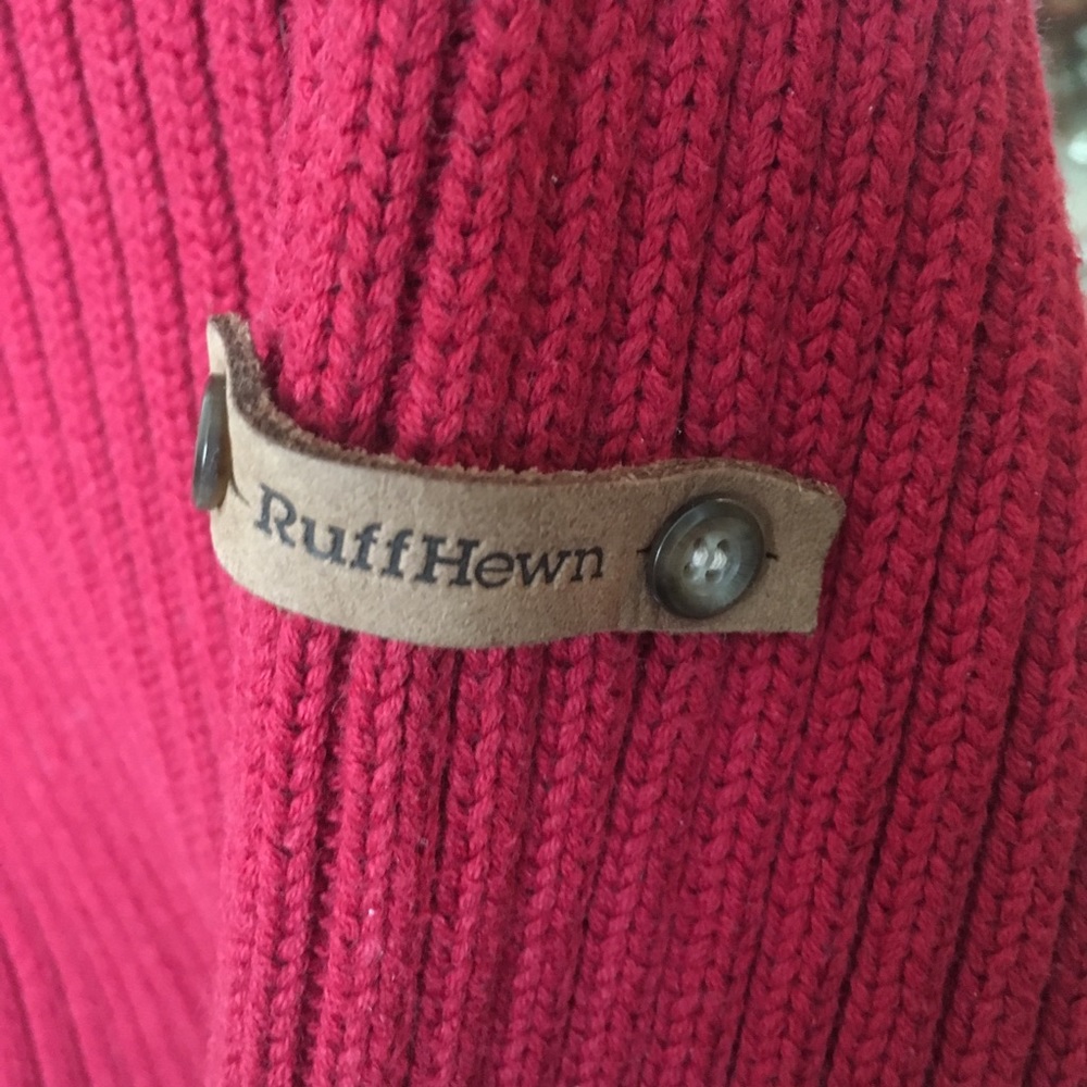 Cozy Ruff Hewn Sweater 🌹 - Picture 4 of 6